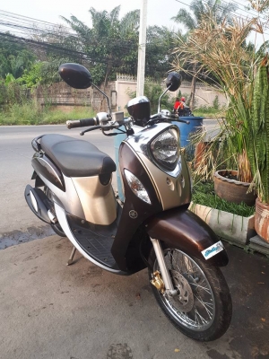 รุ่นหัวฉีด New Fino FI สีดำน้ำตาล ปี 2556 สวยหรูคลาสสิคมากๆ