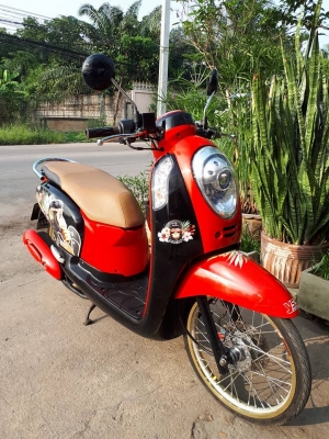 All New Honda Scoopy i ปี 2557 สีดำแดง ลาย Monkey DO รถสวยมาก หัวฉีดรุ่นใหม่
