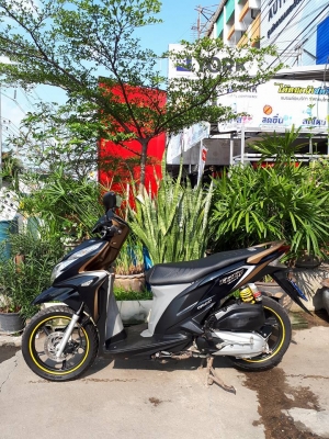 Click 125 i สีดำน้ำตาล (ล้อแม็กซ์) รถสวย เครื่องเดิม หัวฉีดรุ่นใหม่