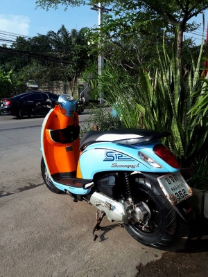 ตัวท๊อป Scoopy i S12 สีฟ้าส้ม (ล้อแม็กซ์แท้ยางเรเดียน) สวยสุดคุ้ม