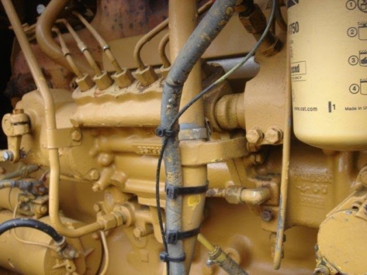 CATERPILLAR รุ่น 815
