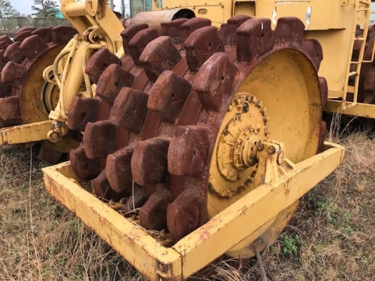 CATERPILLAR รุ่น 825 B CATERPILLAR รุ่น 825 B