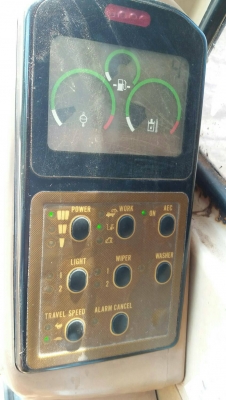 ขาย 890,000 CAT 312 V2 เล่มทะเบียน สภาพเก่านอกสวยมาก ไฟฟ้าครบ เครื่องดี ปั้มดี เอวแน่น ช่วงล่างเต็ม รถสวยพร้อมใช้งาน รถอยู่ สุพรรณบุรี 090-772-3710 090-772-3708