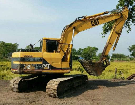 ขาย 890,000 CAT 312 V2 เล่มทะเบียน สภาพเก่านอกสวยมาก ไฟฟ้าครบ เครื่องดี ปั้มดี เอวแน่น ช่วงล่างเต็ม รถสวยพร้อมใช้งาน รถอยู่ สุพรรณบุรี 090-772-3710 090-772-3708