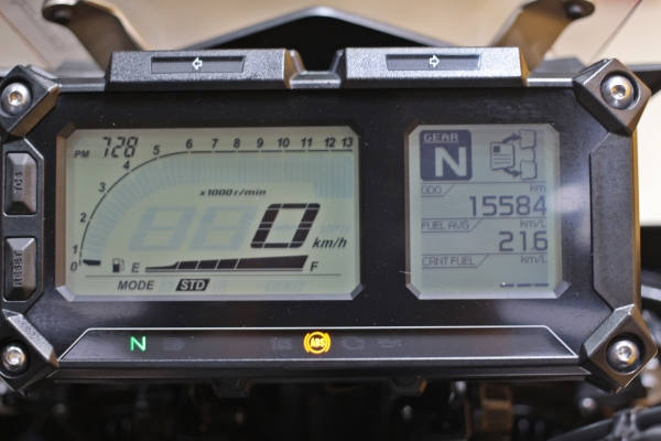 FJ09ปี16ใหม่มาก 339,000ดาวห์9,000ฟรีค่าจัดไฟเเนนซ์