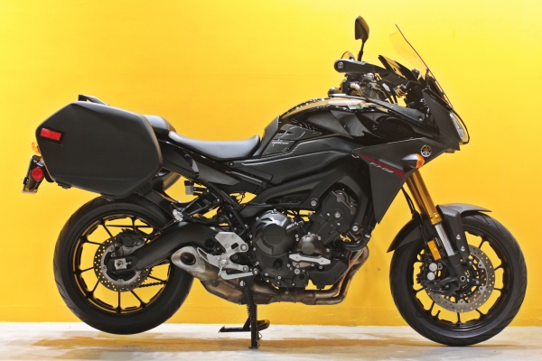 FJ09ปี16ใหม่มาก 339,000ดาวห์9,000ฟรีค่าจัดไฟเเนนซ์ FJ09ปี16ใหม่มาก 339,000ดาวห์9,000ฟรีค่าจัดไฟเเนนซ์