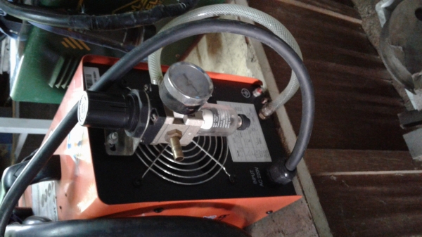 เครื่งเชื่อมอาร์กอนและเครื่องตัดพลาสม่า