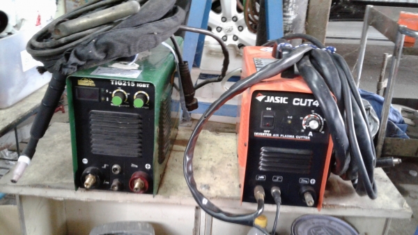 เครื่งเชื่อมอาร์กอนและเครื่องตัดพลาสม่า