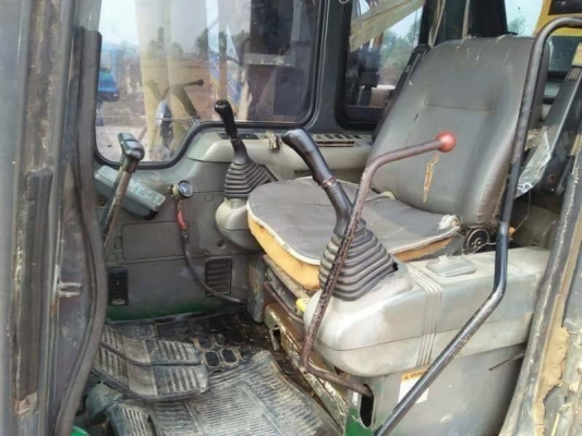 ขายด่วนแบคโฮ KOMATSU PC 200-6 ขายด่วนแบคโฮ KOMATSU PC 200-6