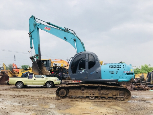 ขาย KOBELCO SK200-5 ธรรมดา ไฟ้ฟ้าครบ ช่วงล่างเต็ม เอกสารเล่มทะเบียน