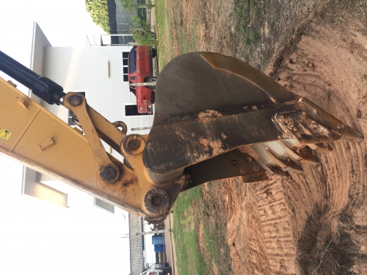 ขายดาวน์ CATERPILLAR 320D2 ทำงาน 2237ชั่วโมง สนใจโทร 081-970-1072