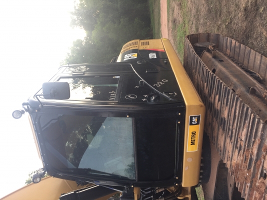 ขายดาวน์ CATERPILLAR 320D2 ทำงาน 2237ชั่วโมง สนใจโทร 081-970-1072