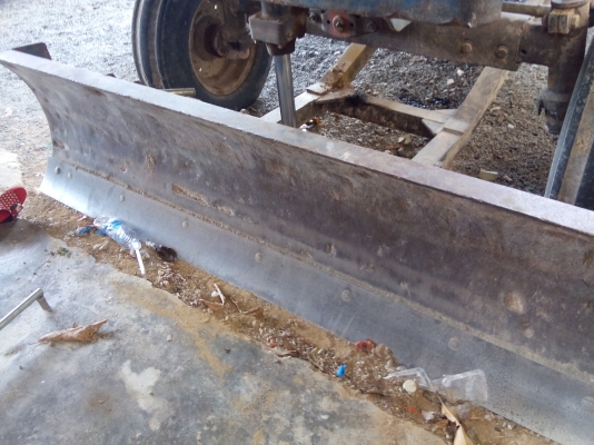 ขายรถไถ่ฟอร์ 6600  พร้อมใช้งาน  เล่มพร้อมโอน.. ..