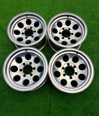 ขายล้อ MICKEY THOMPSON CLASSIC 2 ขอบ 16x8 ลบ 20 มือสองสวยๆ