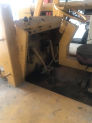 รถทุบพื้น