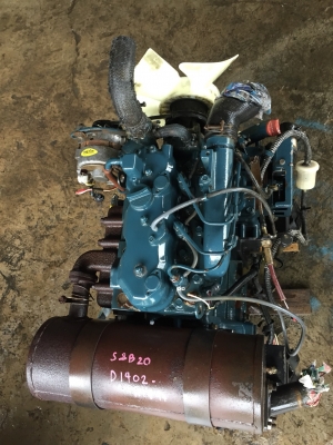 ขายเครื่องแบ็คโฮ ยี่ห้อ คูโบต้า ขนาด 3สูบ รุ่น D1402 สำหรับใส่แบ็คโฮ PC30 หรือรถไถนั่งขับ สภาพสวยมากๆ