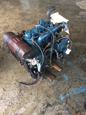 ขายเครื่องแบ็คโฮ ยี่ห้อ คูโบต้า ขนาด 3สูบ รุ่น D1402 สำหรับใส่แบ็คโฮ PC30 หรือรถไถนั่งขับ สภาพสวยมากๆ