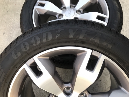 ล้อแม็ก Ford Everest ขอบ20 พร้อมยาง 265-50-20 GoodYear ปี 16
