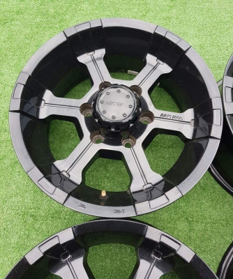 ขายล้อ MKW 16X8 ออฟ 0 สวยๆ ขายล้อ MKW 16X8 ออฟ 0 สวยๆ