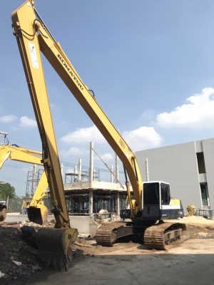 Komatsu PC200LC-5 รถสภาพดีพร้อมใช้งาน ใส่บูมยาวใหม่ สนใจติดต่อ 0813553478(คุณโย) Komatsu PC200LC-5 รถสภาพดีพร้อมใช้งาน ใส่บูมยาวใหม่ สนใจติดต่อ 0813553478(คุณโย)