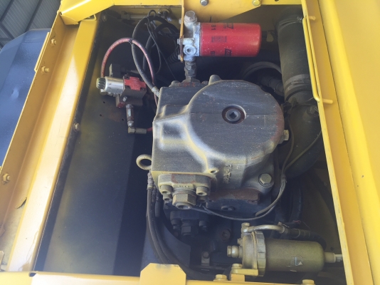 Komatsu PC210LC รถเก่าญี่ปุ่น สภาพสวยมาก ไม่เคยใช้งานในไทย สนใจติดต่อ0813553478(คุณโย) Komatsu PC210LC รถเก่าญี่ปุ่น สภาพสวยมาก ไม่เคยใช้งานในไทย สนใจติดต่อ0813553478(คุณโย)