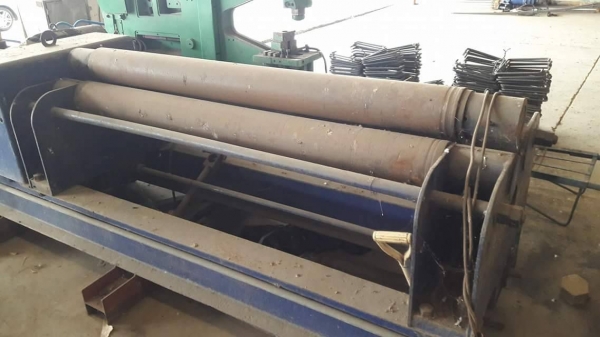 ขายเครื่องม้วน1.8เมตรม้วนได้8มิลพร้อมใช้ครับ