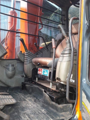 ขายจ้า..HITACHI ZX70US เก่าใน สภาพดี เอกสารครบ พร้อมใช้ โทร 089-3818694 ดวงนภา ขายจ้า..HITACHI ZX70US เก่าใน สภาพดี เอกสารครบ พร้อมใช้ โทร 089-3818694 ดวงนภา