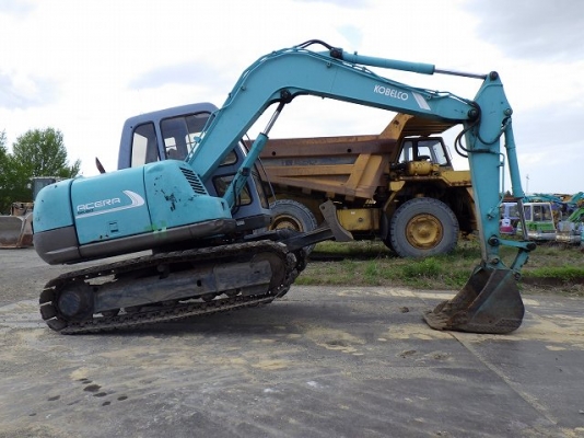 Kobelco SK60-3 *มีลายหัวเจาะ รถขุด นำเข้าจากญี่ปุ่น โทร. 080-6565422 (หนิง)