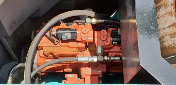 ขายด่วนแบคโฮKOBELCOSK115SR-6มาร์ซิคซีรียล์สูงออโต้คันเร่งเต่ากะต่ายคลนโทลน้ำมันระบบไฟฟ้าครบเร็วแรงไม่โหลดเครื่อง 4สูบ อีซูซู4BG1รถนอกเพื่งนำเข้ามาใหม่จากญี่ปุ่นยังไม่ได้ใช้ในไทยเลย