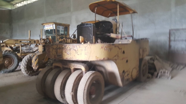 ขาย รถบดล้อยาง 11 ล้อ WATANABE รถใช้งานได้ปกติ มีเล่มทะเบียนครบ