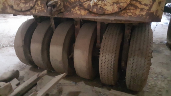 ขาย รถบดล้อยาง 11 ล้อ WATANABE รถใช้งานได้ปกติ มีเล่มทะเบียนครบ