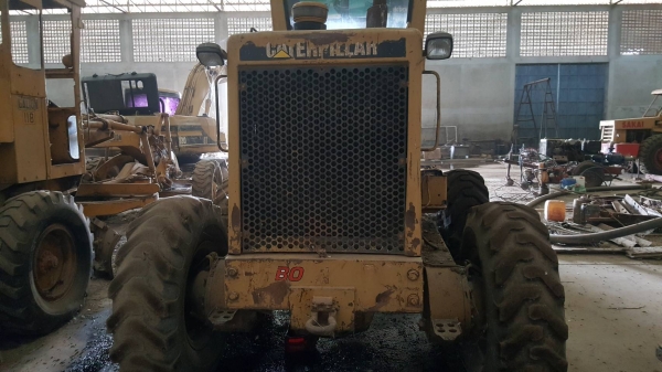 ขาย รถเกรด CAT 140G 72V สภาพเก่าเก็บไม่ค่อยได้ใช้งาน เครื่องดี เกียร์ดี เอกสารเล่มทะเบียนครบ