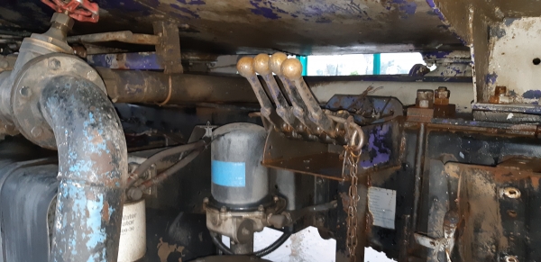 ขายถังน้ำมันติดรถอยุ่พร้อมใช้งานมีตัวปั้นพร้อมสวย ขายถังน้ำมันติดรถอยุ่พร้อมใช้งานมีตัวปั้นพร้อมสวย