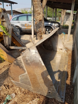 ขายรถตักล้อยาง komut510สภาพพร้อมใช้งาน ต่อแขนและเสริมบุ้งกี๋แล้ว