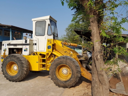 ขายรถตักล้อยาง komut510สภาพพร้อมใช้งาน ต่อแขนและเสริมบุ้งกี๋แล้ว