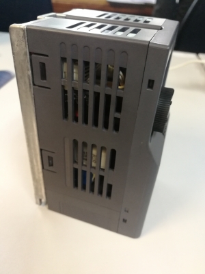 อินเวอร์เตอร์0.1k เข้า220vออก3เฟส