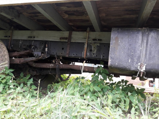 ขาย 6ล้อ isuzu NKR 110แรง ใส่เครื่อง115 ไม่มีเล่ม