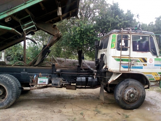 สิบล้อดั๊ม จ้าวอินทรี สองเพลา