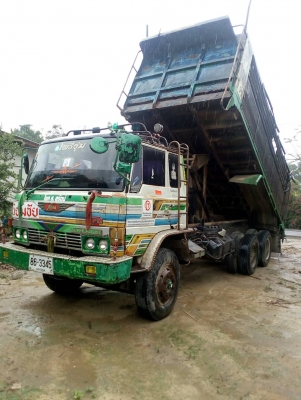 สิบล้อดั๊ม จ้าวอินทรี สองเพลา