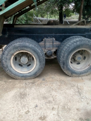 สิบล้อดั๊ม จ้าวอินทรี สองเพลา