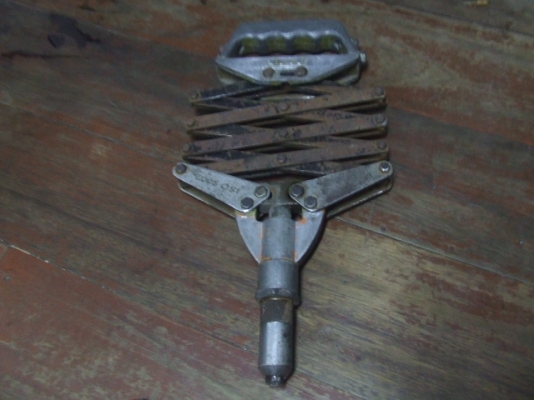 ขายตัวยํ้ารีเวท SOLOของเก่าสะสมยังฟิดใช้งานนิ้มเบา ขายตัวยํ้ารีเวท SOLOของเก่าสะสมยังฟิดใช้งานนิ้มเบา