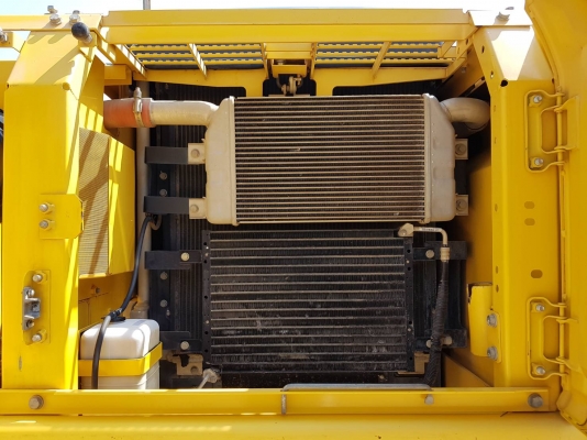 ขายด่วน!! Komatsu PC200-7 สภาพสวยค่ะ