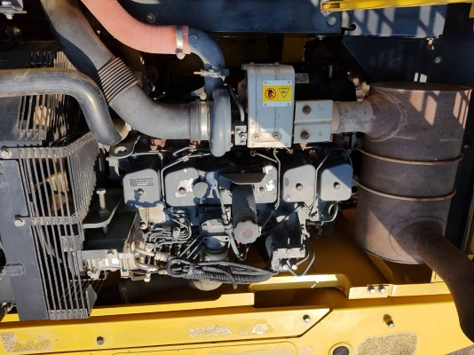 ขายด่วน!! Komatsu PC200-7 สภาพสวยค่ะ