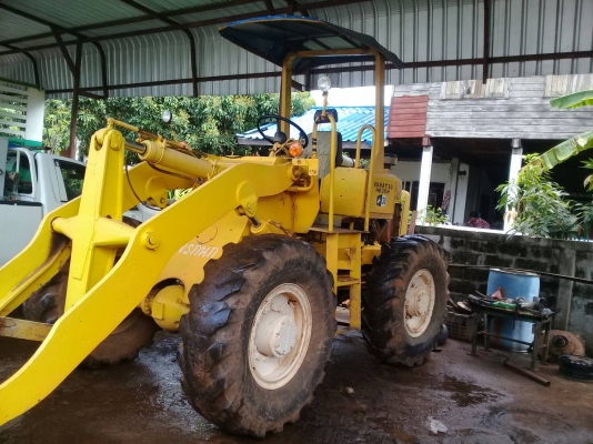 รถตัก JH 30 B