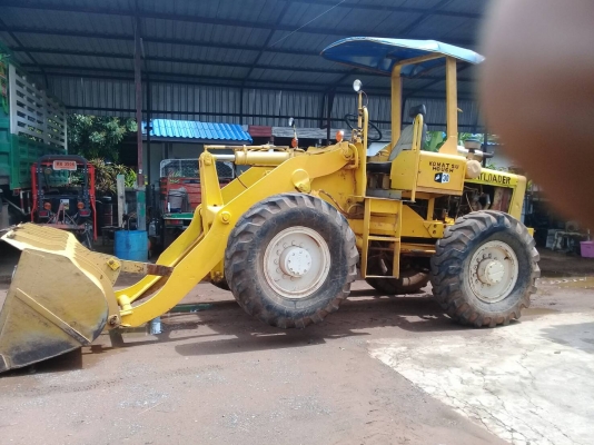 รถตัก JH 30 B