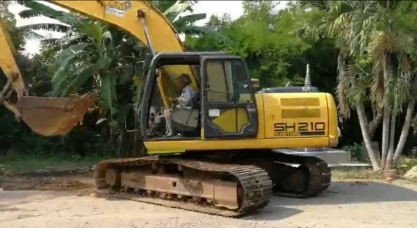 ขายด่วน!! Sumitomo SH210-5 สภาพสวยๆค่ะ