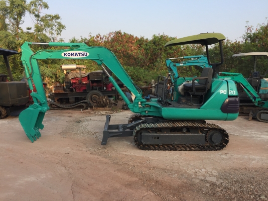 ขายรถขุดเล็กยอดนิยมโคมัสสุpc20-7 พร้อมใช้งานส่งได้ทั่วไทย089-8374018