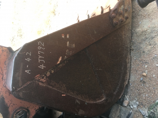 ขายปุ้งกี๋ แม็คโค 200 เก่านอกมีอีกรายขนาดครับ.