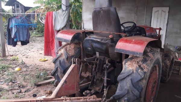 ขายรถไถ