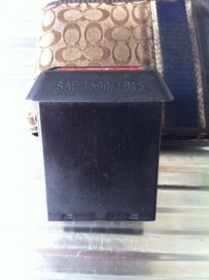 สวิทช์ไฟฉุกเฉินเบนซ์ w123 แท้ สวิทช์ไฟฉุกเฉินเบนซ์ w123 แท้